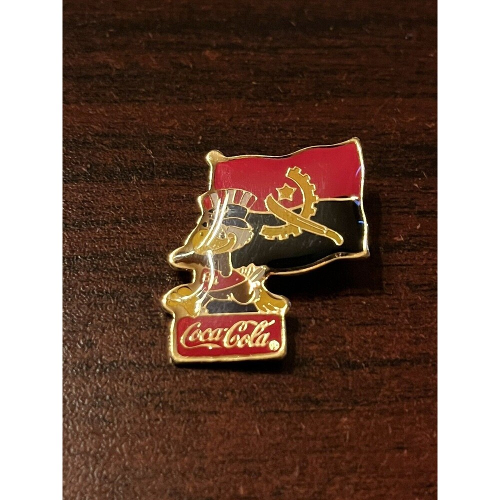 Vintage 1984 Los Angeles Olympics Coca Cola Sam Eagle Angola‎ Flag Lapel Pin
